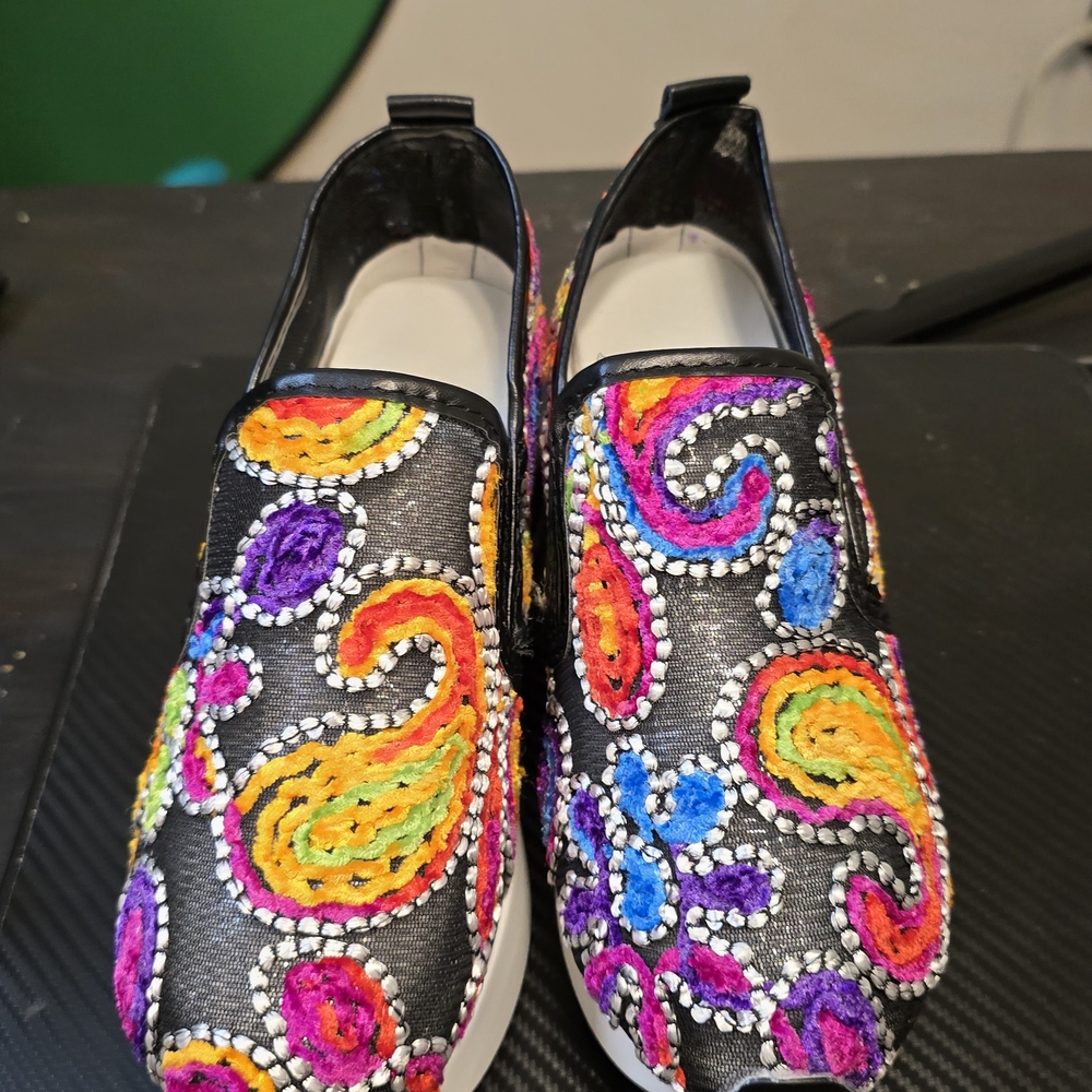 Vibrant Embroidered Women's Loafers